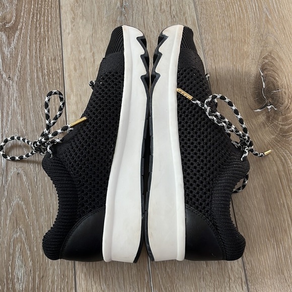 Unity In Diversity Black Knit Athletic Sneaker Shoe - Picture 6 of 10